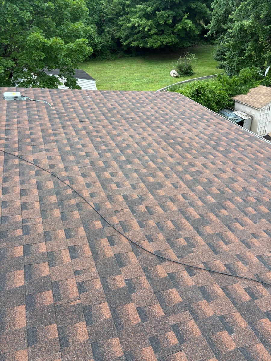 Finished new brown GAF shingle roof on a home in Willow Grove, PA